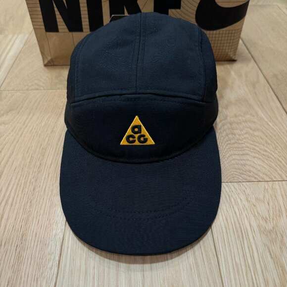 Nike ACG NRG Tailwind 5-Panel Trail Camp Cap Hat Gold/Black 2019 CV2625-011 - Picture 1 of 4